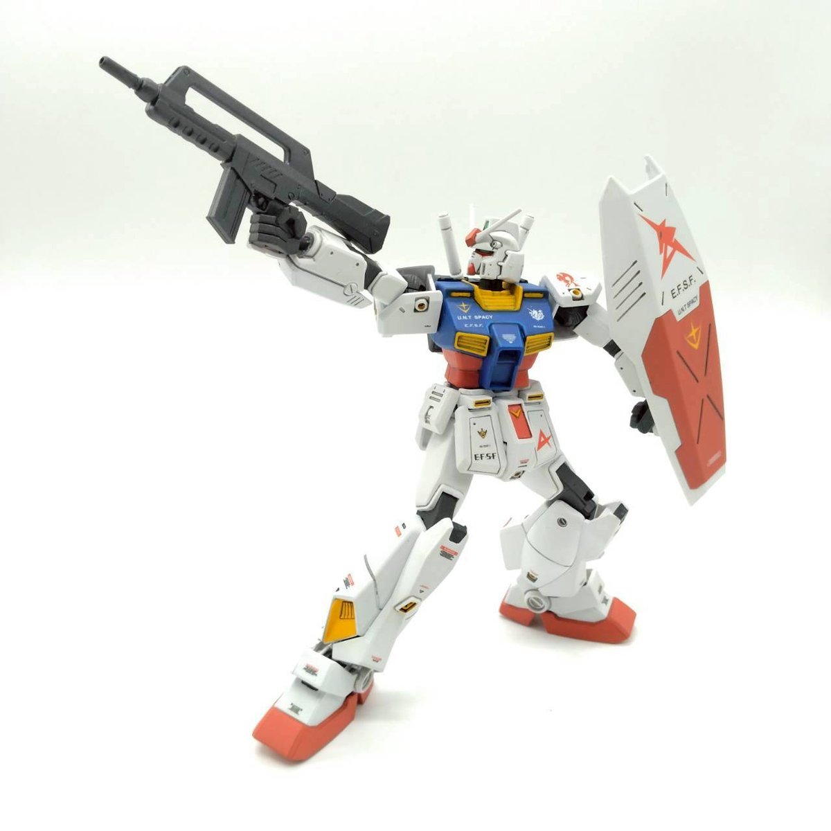 amuro-alex-8-posing-4