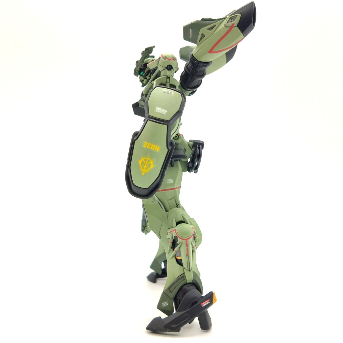 gquuuuuux-zeon-2-detail-2