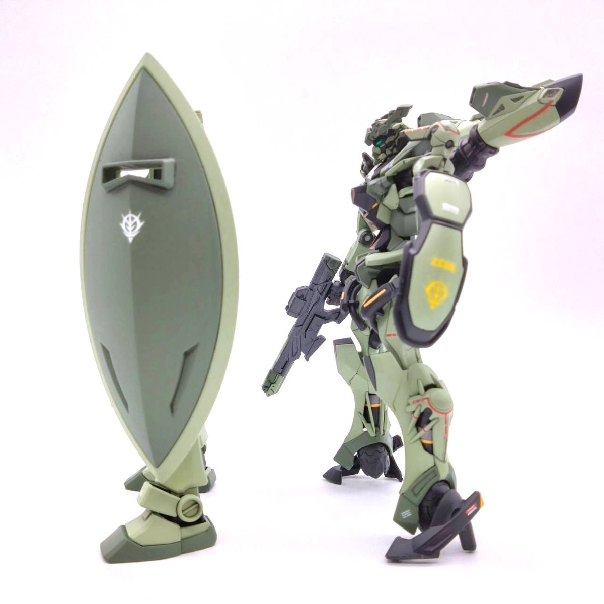 gquuuuuux-zeon-3-hikaku-8