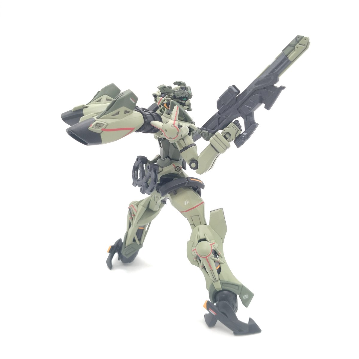 gquuuuuux-zeon-8-posing-7