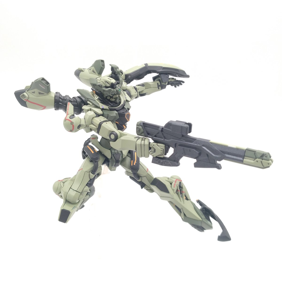 gquuuuuux-zeon-8-posing-9