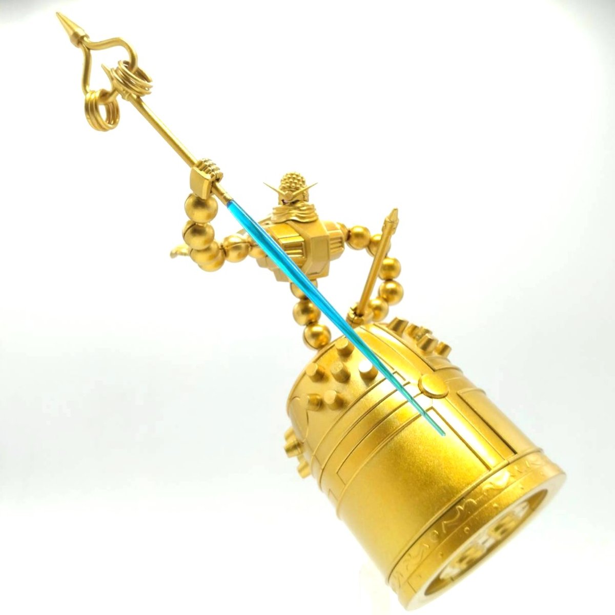 mandorgundam-hyper-8-posing-12