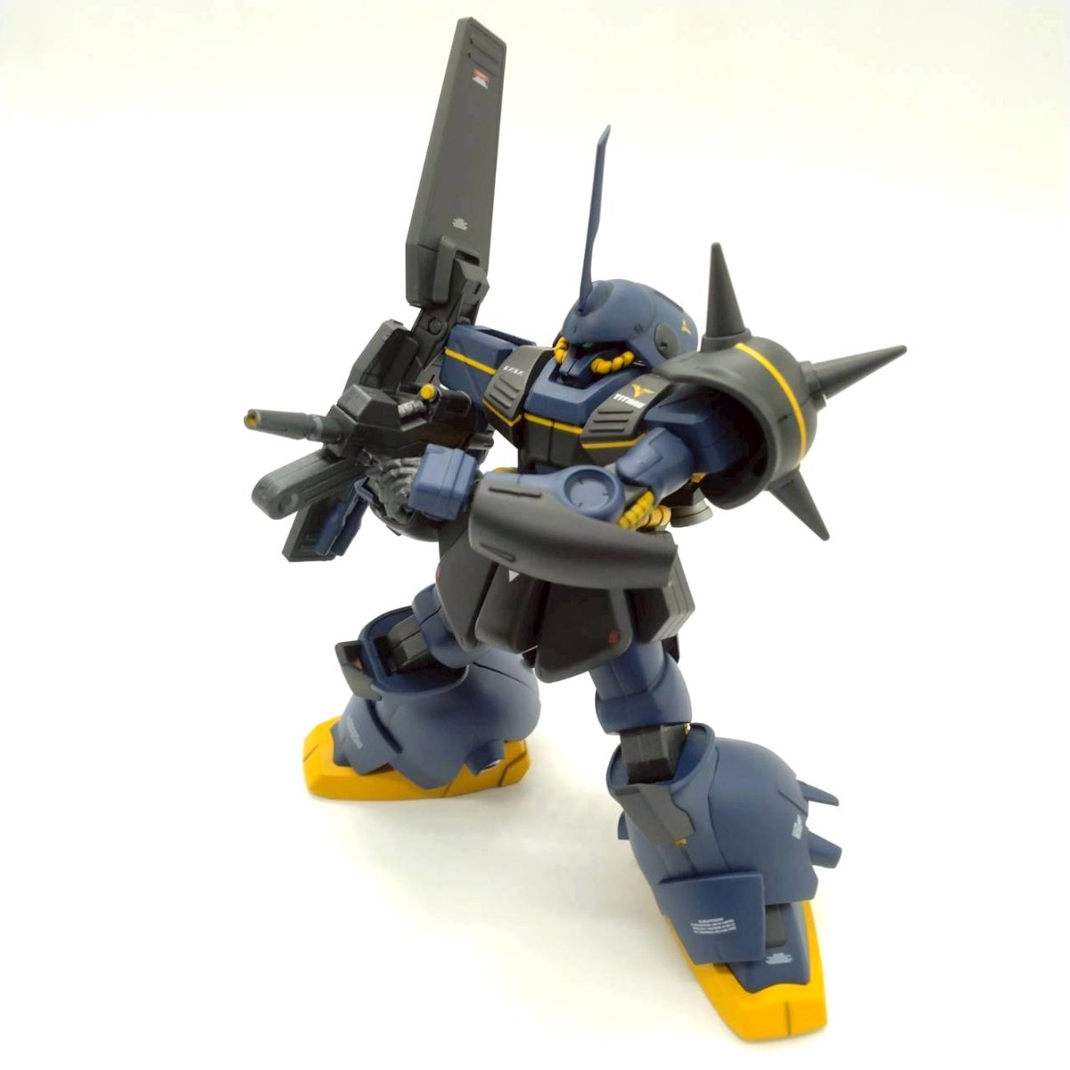 marasai-t-8-posing-5