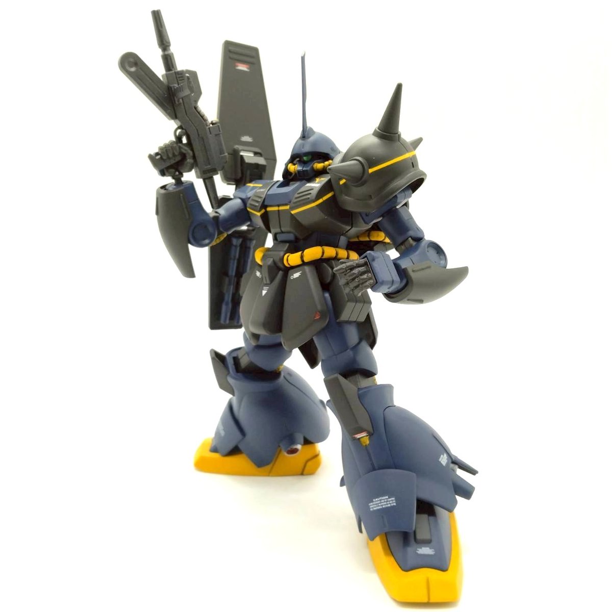marasai-t-8-posing-6