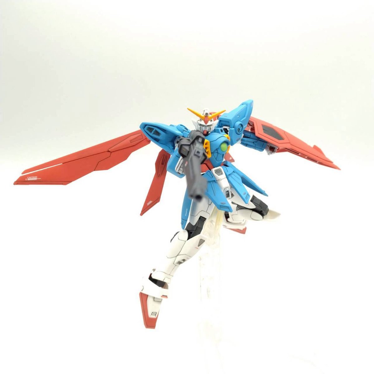 winggundam-ggun-8-posing-12